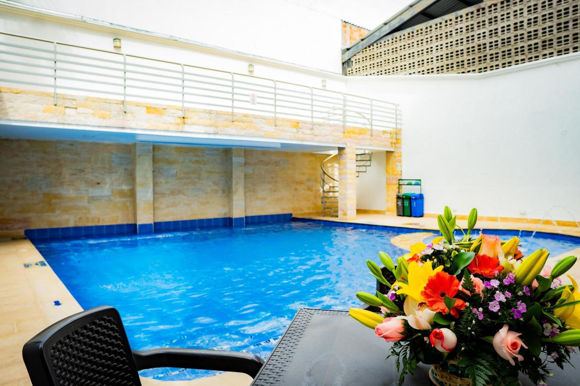 Kalina Hotel Girardot Buitenkant foto